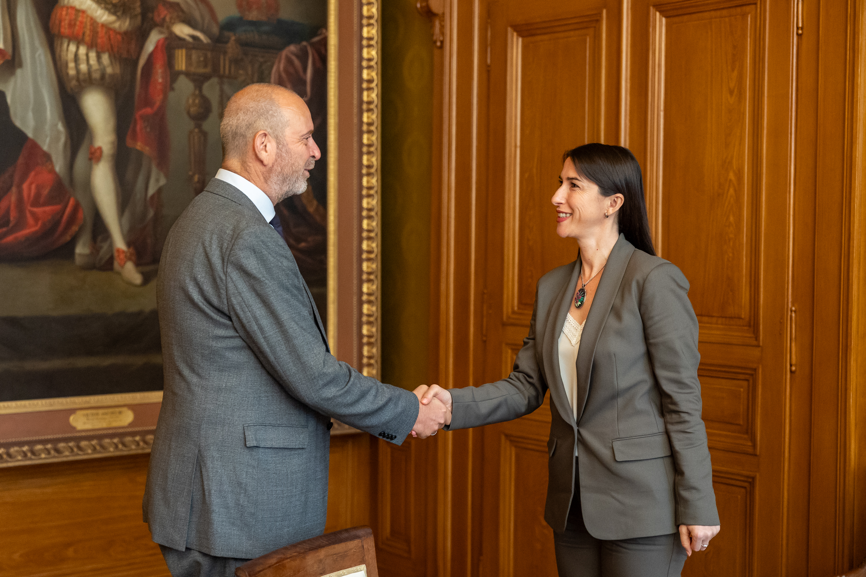 Accueil de la Consul générale par le Président du Conseil d'Etat