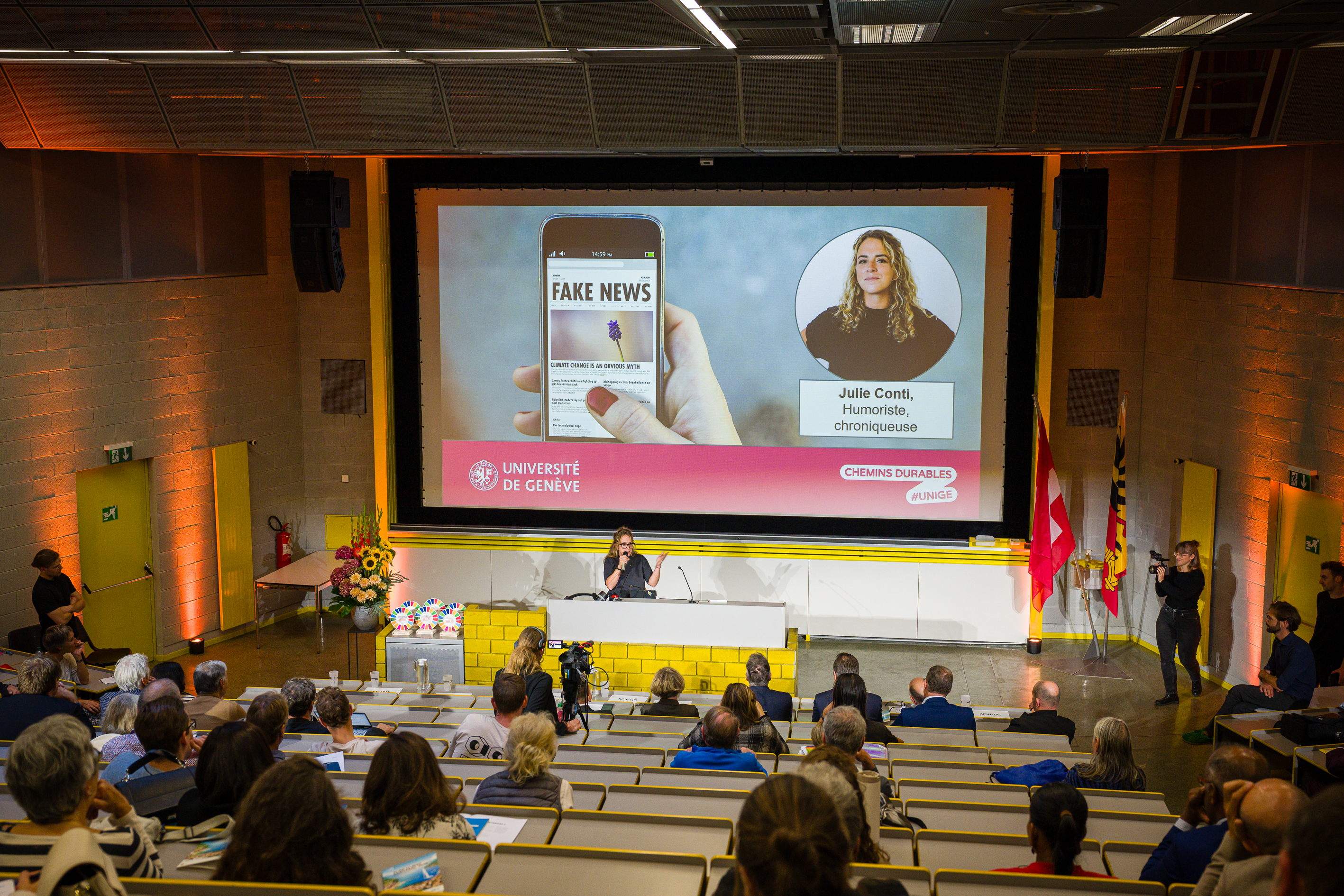 Cérémonie, conférence sur les Fake news et le climat, Julie Conti