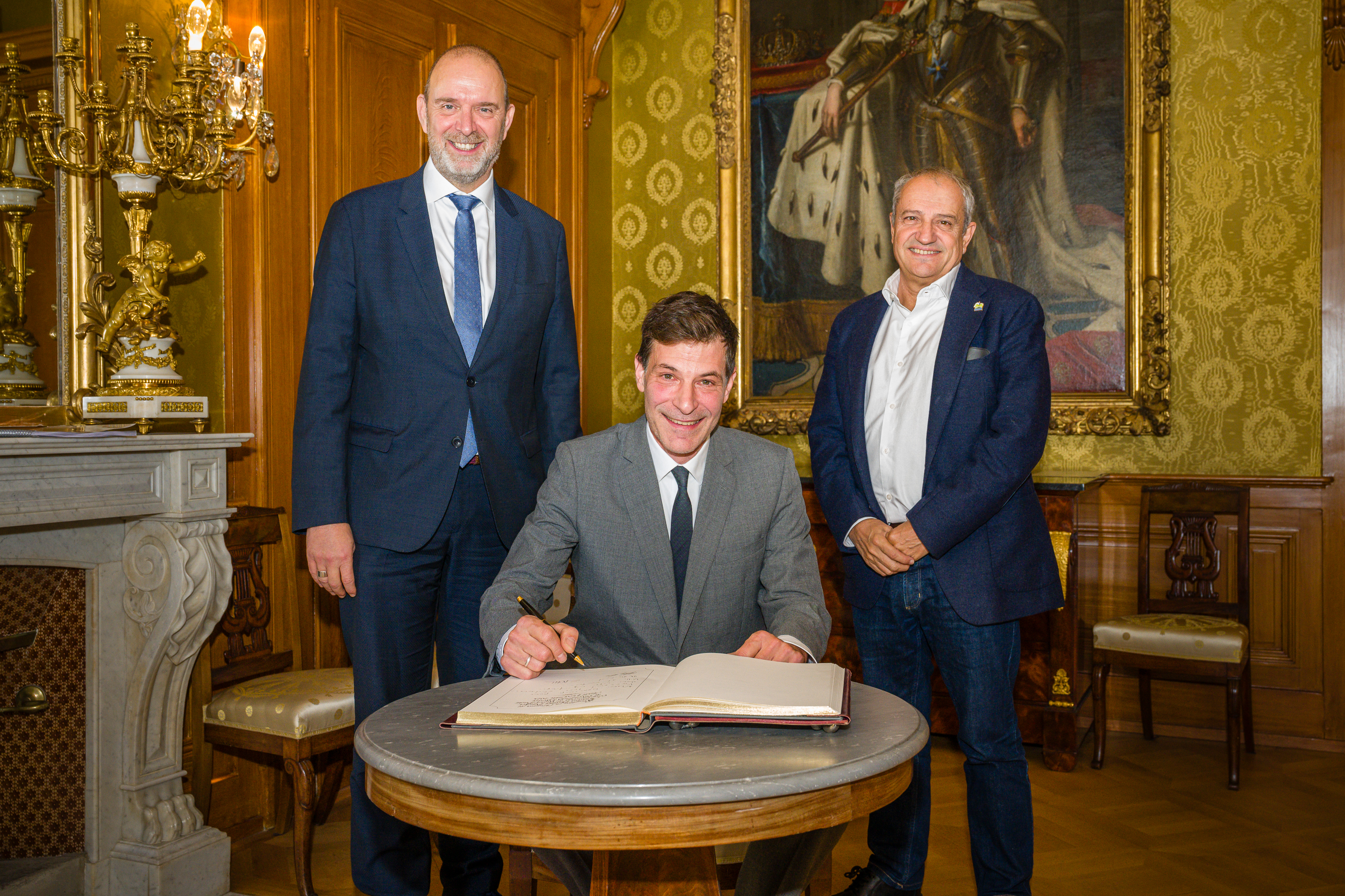 Signature du livre d'or