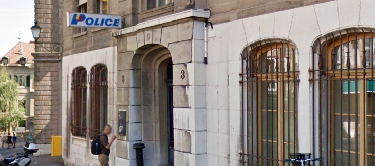 Poste de police du Bourg-de-Four