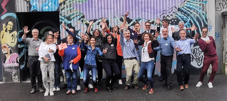 Des participants heureux Des participants heureux