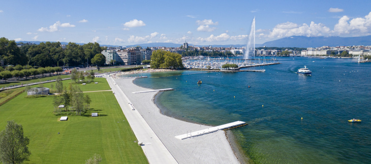 La plage publique des Eaux Vives
